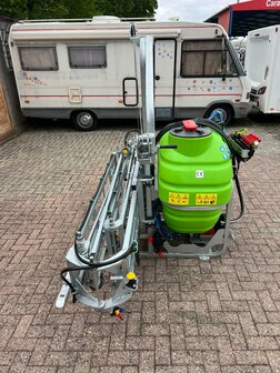 Veldspuit  400L gegalvaniseerd
