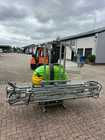 Veldspuit  400L gegalvaniseerd
